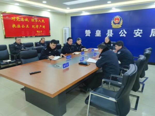 赞皇县公安局开展禁止燃放烟花爆竹集中攻坚专项行动